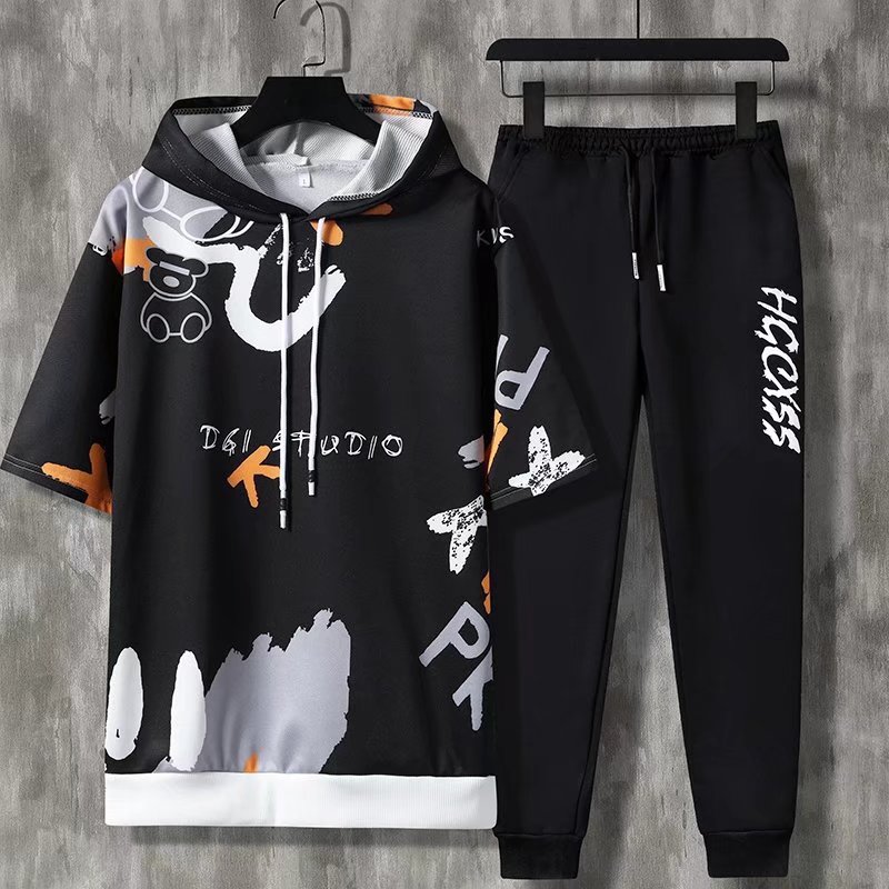 New in Hoodies & Sweatshirts M - مراجعة Winter Clothing Essential وسعره