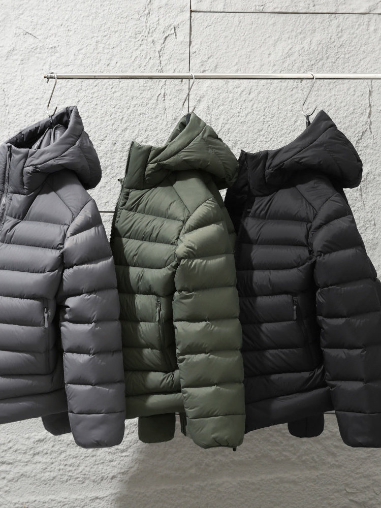 High Loafiness 90% White Duck  - مراجعة Winter Clothing Essential وسعره