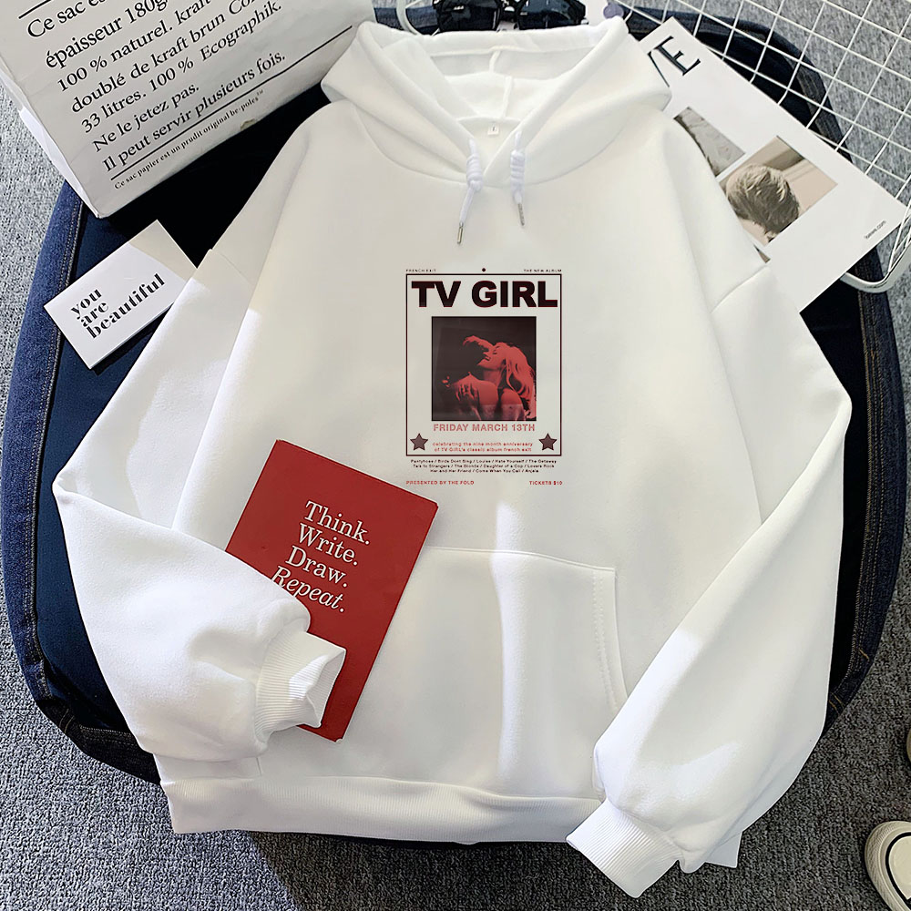 TV Girl Band Indie Pop Aesthet - مراجعة Winter Clothing Aesthetic وسعره