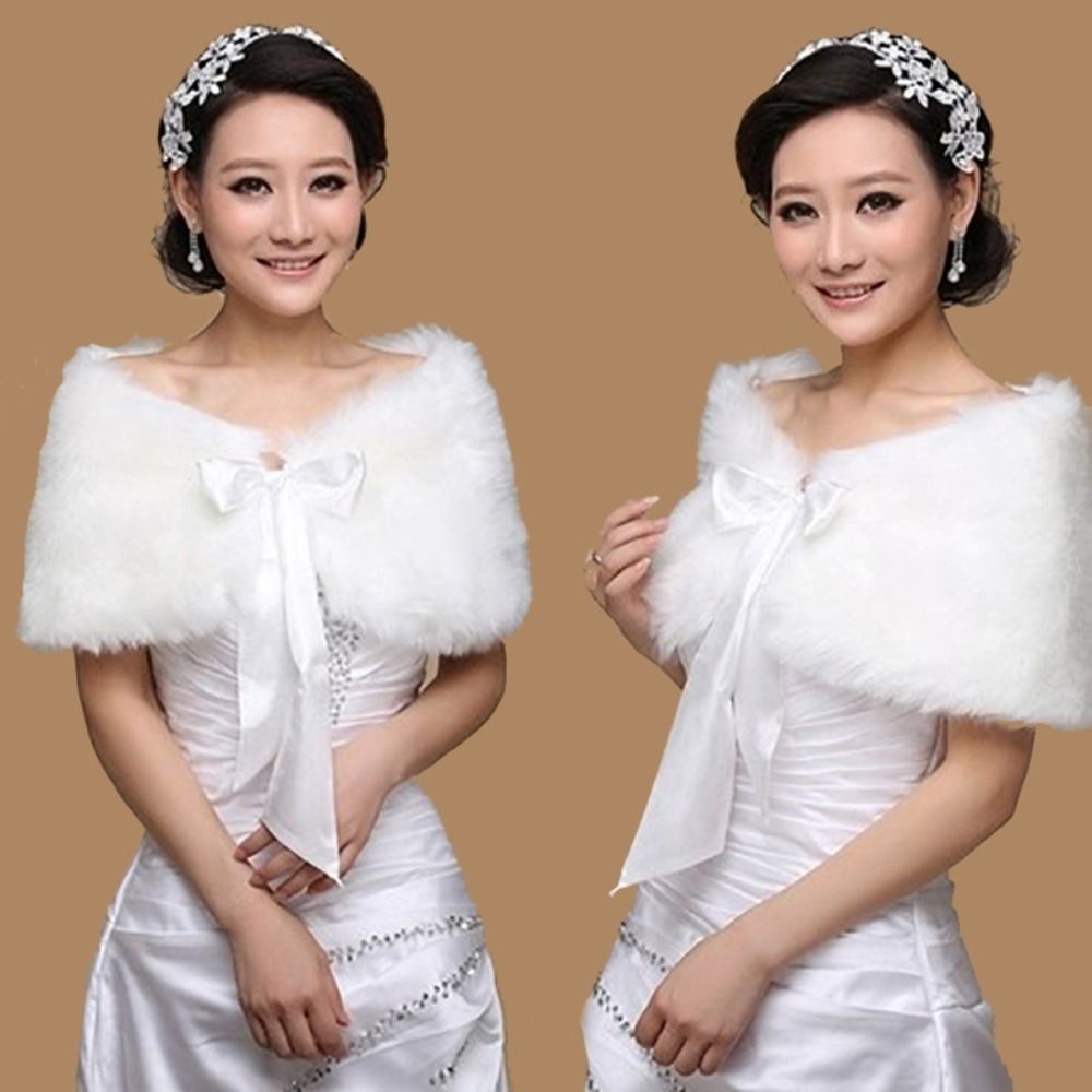 Winter Cape White Fur Shawl We - مراجعة Winter Clothing Design وسعره